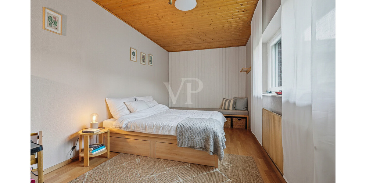 Schlafzimmer I_KI möbiliert