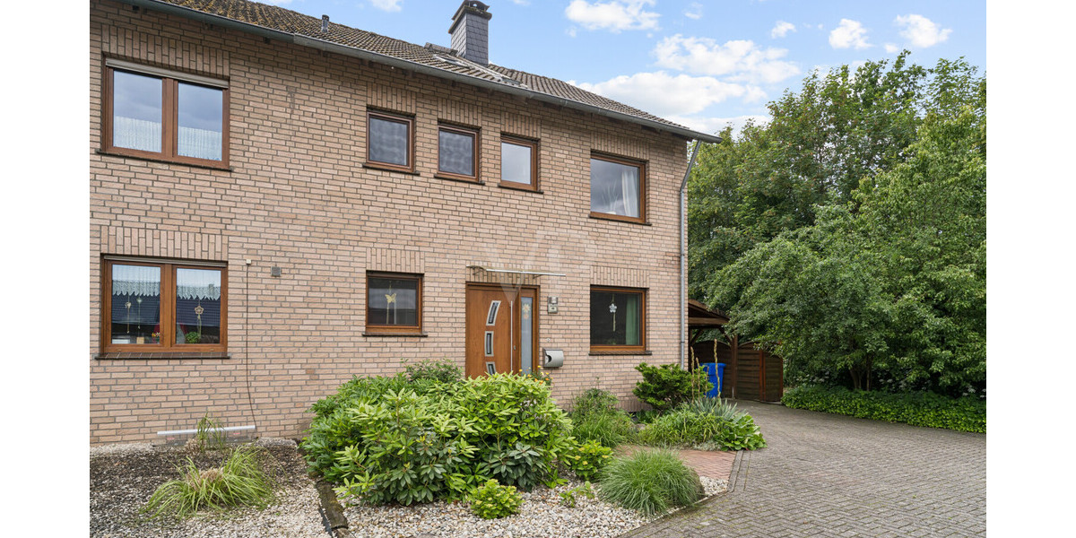 Außenansicht-Straßenseite