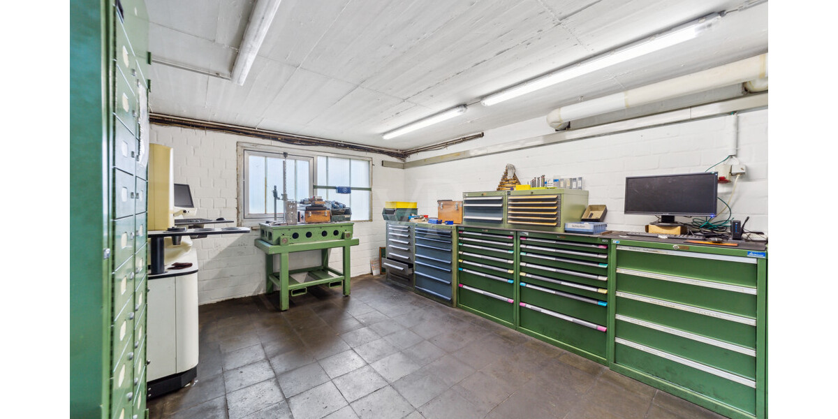 Werkhalle Montagezimmer