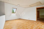 Altbau mit Potenzial – Sanierungsbedürftiges Zweifamilienhaus mit zwei separaten Wohneinheiten (WEG) - Zweifamilienhaus Rheine Rheine | Angebot:27180289