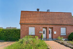 Solides Zweifamilienhaus mit 2 vermieteten Einheiten – Kapitalanlage mit solider Basis - Zweifamilienhaus Rheine / Eschendorf Rheine | Angebot:27000305
